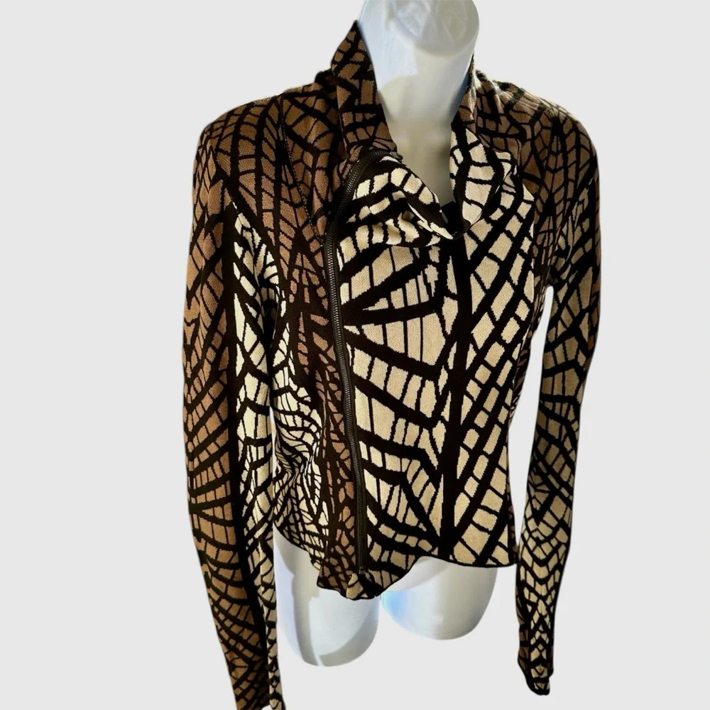 BCBGMaxAzria Abstract Pattern Silk and Wool Blend Sweater Jacket - Picture 2 of 13